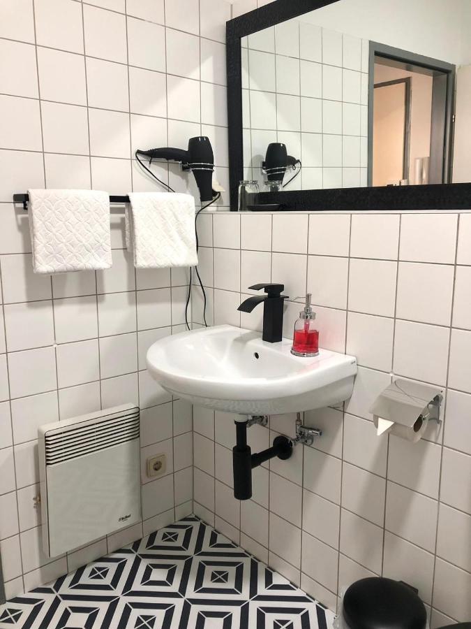 Appartamento Apartman Favorita Vienna Esterno foto