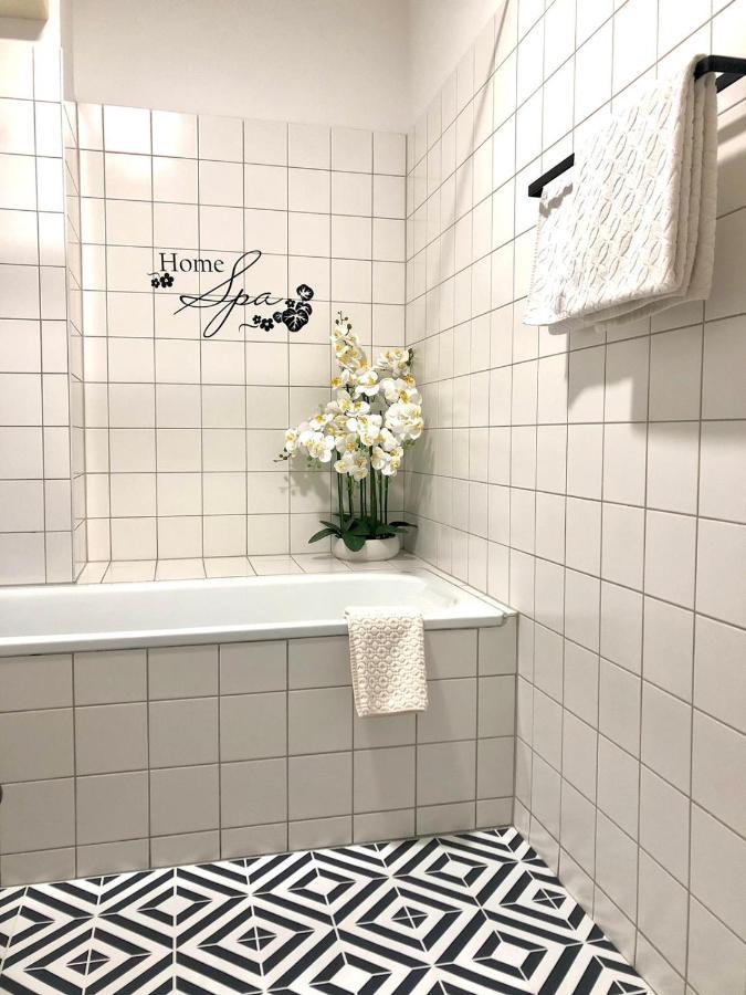 Appartamento Apartman Favorita Vienna Esterno foto